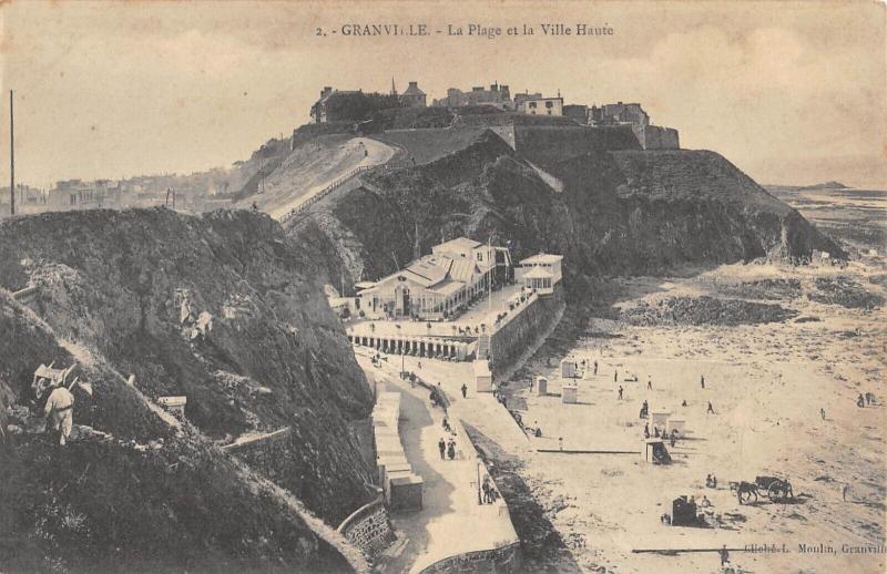 Carte postale ancienne Granville - La Plage Et La Ville Haute à Granville
