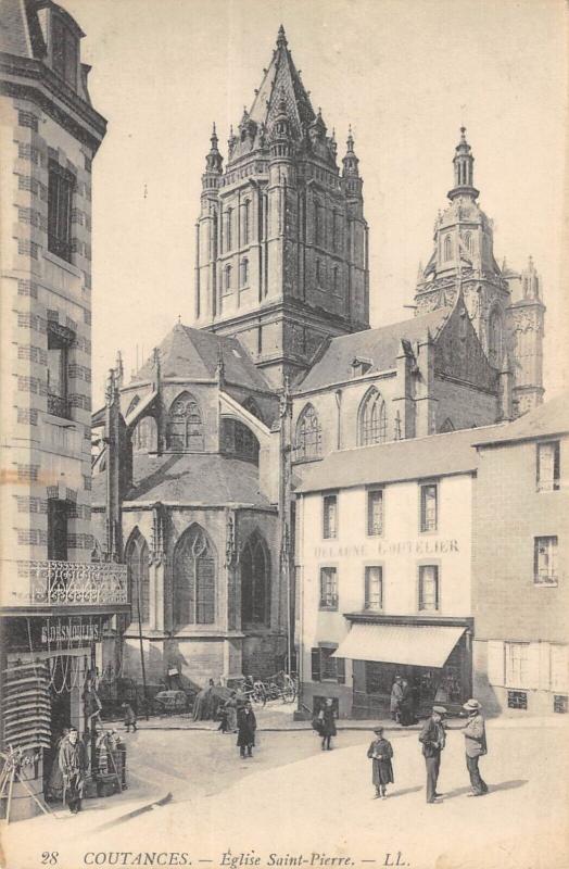 Carte postale ancienne Granville - Eglise Saint Pierre à Granville