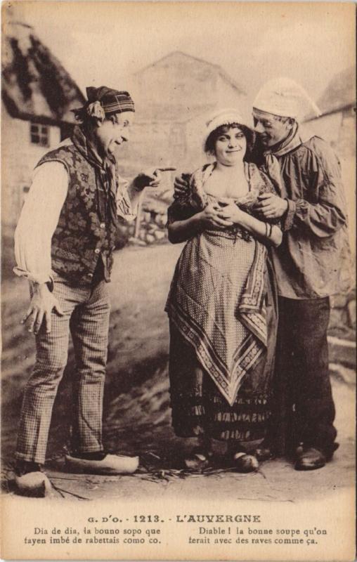Carte postale ancienne L'Auvergne - Types