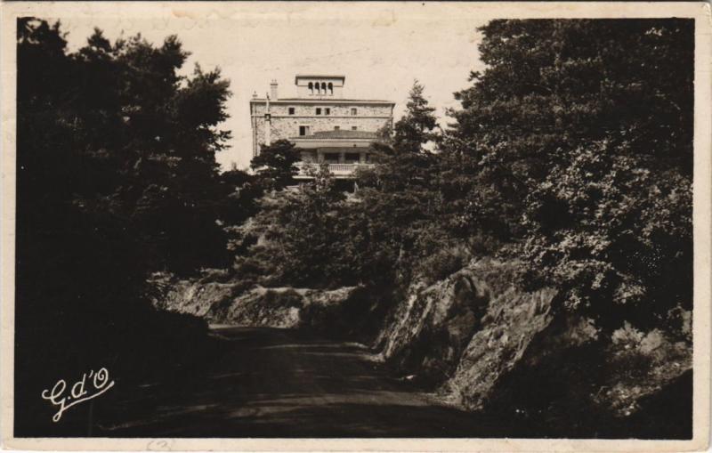 Carte postale ancienne Chatel-Guyon Le Manoir Fleuri