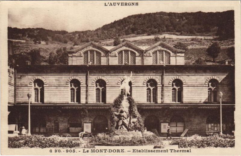 Carte postale ancienne Mont Dore Etablissement Thermal à Mont-Dore