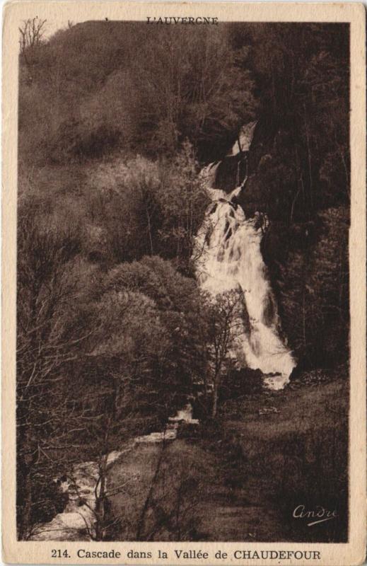 Carte postale ancienne Cascade dans la Vallee de Chaudefour