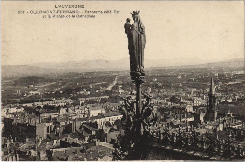 Carte postale ancienne Clermont Ferrand panorama à Clermont-Ferrand