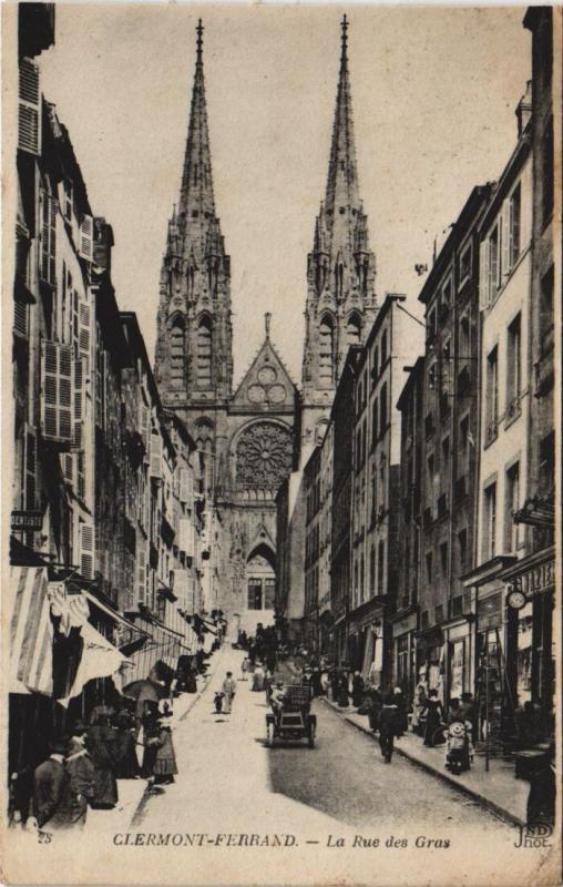 Carte postale ancienne Clermont-Ferrand La Rue des Gras à Clermont-Ferrand