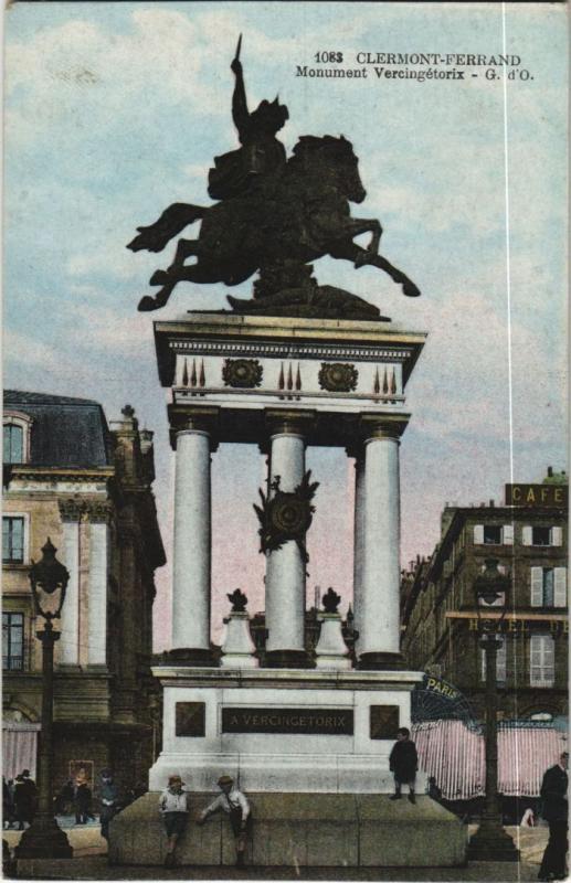 Carte postale ancienne Clermont Ferrand Statue de Vercingetorix à Clermont-Ferrand