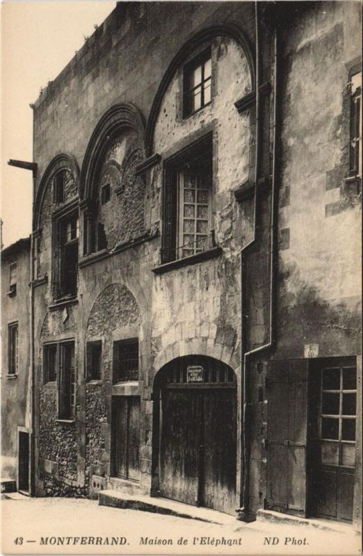 Carte postale ancienne Montferrand Maison de l'Elephant