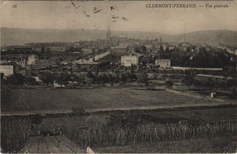 Carte postale ancienne Clermont Ferrand vue generale à Clermont-Ferrand
