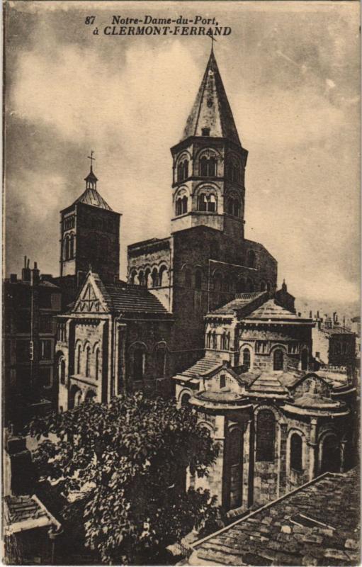 Carte postale ancienne Clermont Ferrand Notre Dame du Port à Clermont-Ferrand