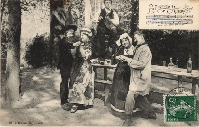 Carte postale ancienne La Bourreio d'Aubergno - Folklore