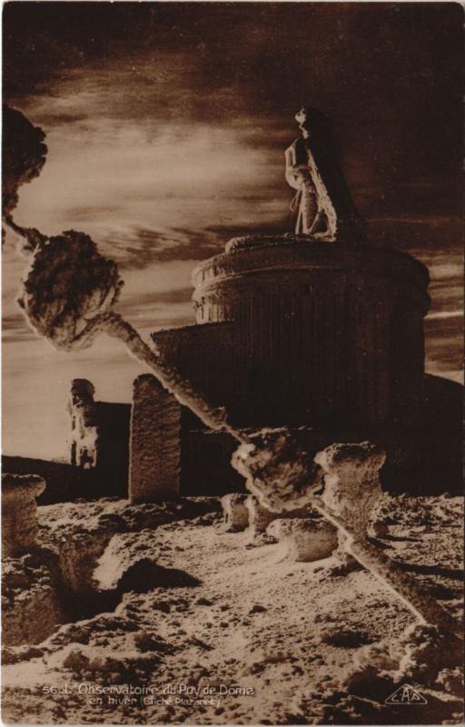 Carte postale ancienne L'Observatoire du Puy-de-Dome en Hiver