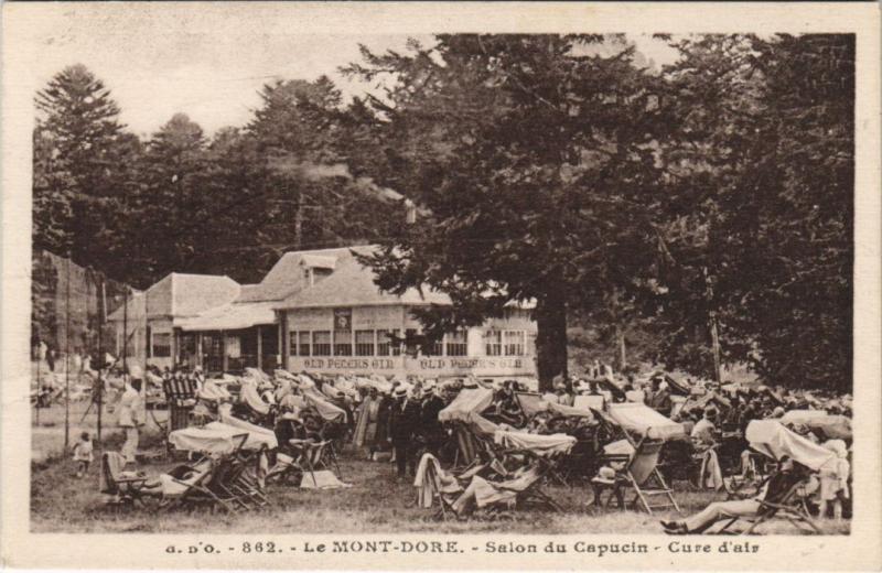 Carte postale ancienne Mont Dore Salon du Capucin à Mont-Dore