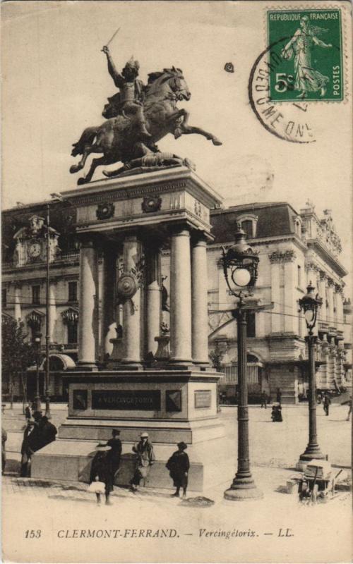 Carte postale ancienne Clermont Ferrand Statue de Vercingetorix à Clermont-Ferrand