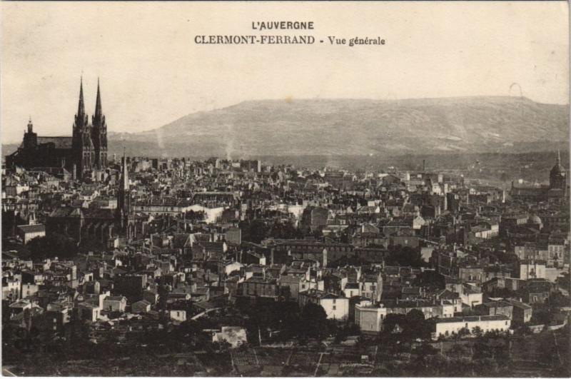 Carte postale ancienne Clermont Ferrand vue generale à Clermont-Ferrand