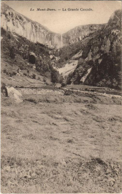 Carte postale ancienne Mont Dore La Grande Cascade à Mont-Dore