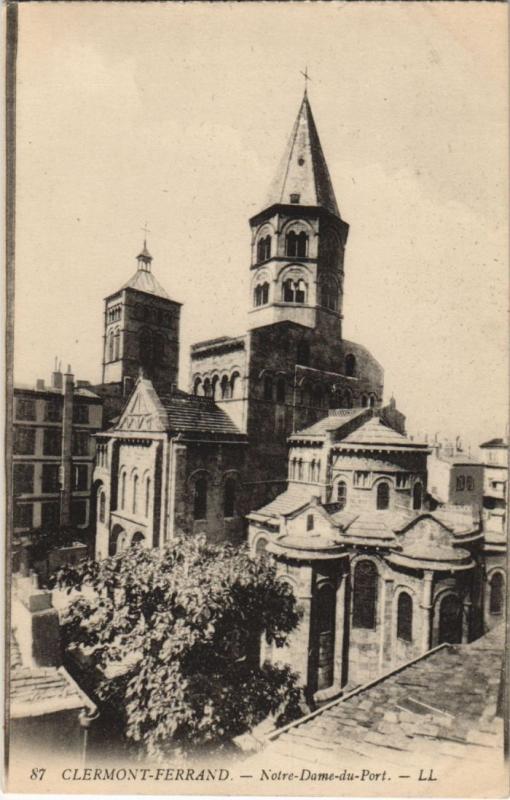 Carte postale ancienne Clermont Ferrand Notre Dame du Port à Clermont-Ferrand