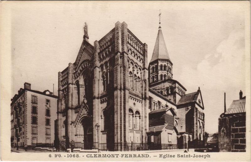 Carte postale ancienne Clermont Ferrand Eglise Saint Joseph à Clermont-Ferrand