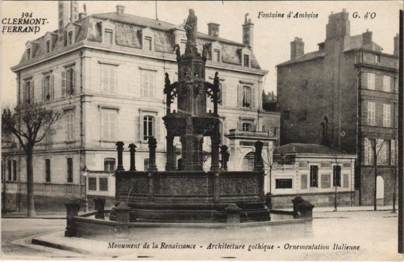 Carte postale ancienne Clermont Ferrand Fontaine d'Amboise à Clermont-Ferrand