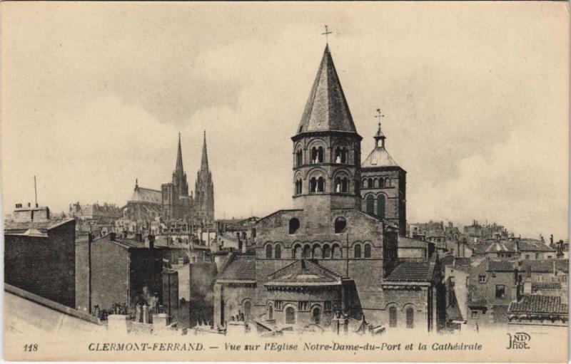 Carte postale ancienne Clermont Ferrand Eglise Notre Dame du Port à Clermont-Ferrand