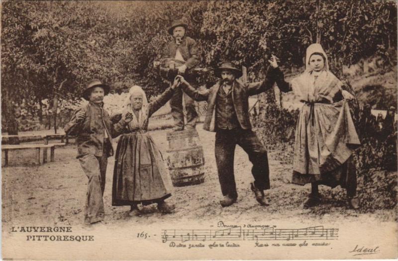 Carte postale ancienne Bourree d'Auvergne - Folklore