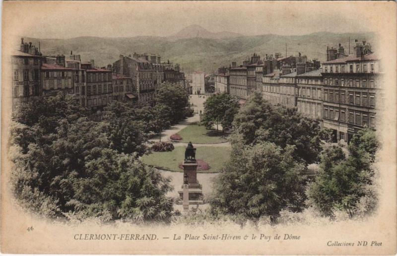 Carte postale ancienne Clermont Ferrand Place Saint Herem à Clermont-Ferrand