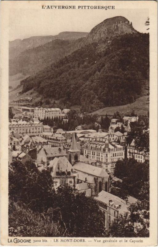 Carte postale ancienne Mont Dore vue generale et le Capucin à Mont-Dore
