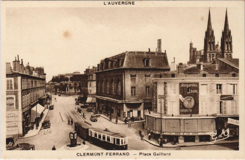 Carte postale ancienne Clermont-Ferrand Place Gaillard à Clermont-Ferrand