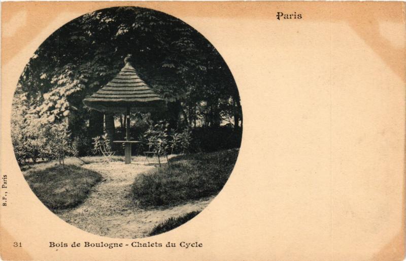 Carte postale ancienne Bois de Boulogne - Chalets du Cycle à Paris 16e
