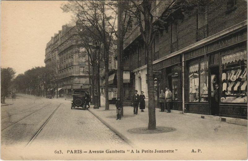 Carte postale ancienne Avenue Gambetta - A la Petite Jeannette à Paris 20e