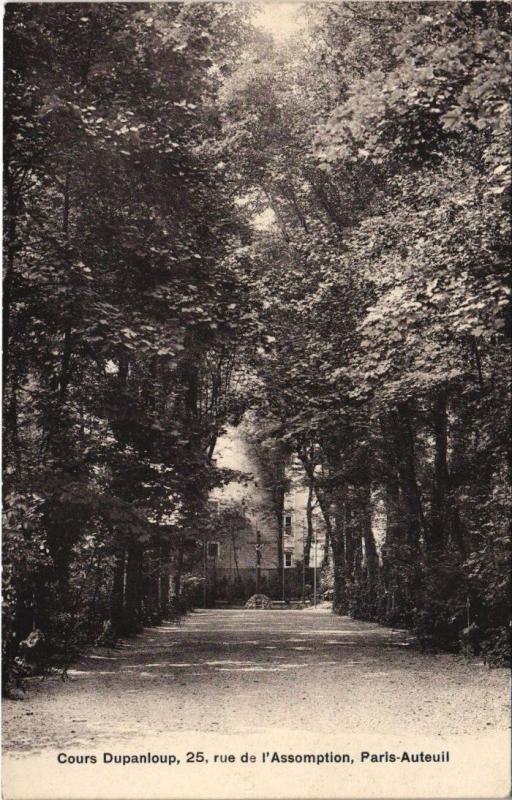 Carte postale ancienne Cours Dupanloup - Rue de l'Assomption à Paris 16e