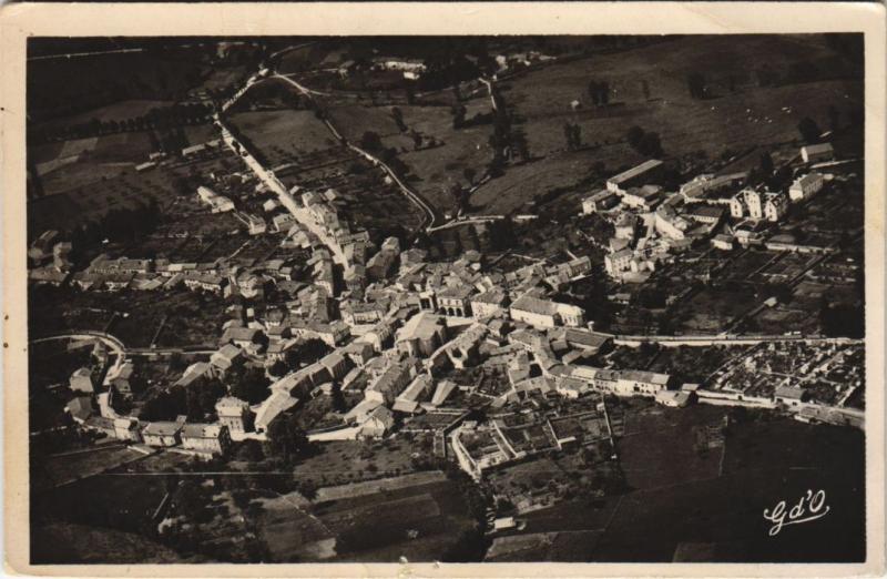 Carte postale ancienne Cunlhat Vue Generale prise d'Avion à Cunlhat