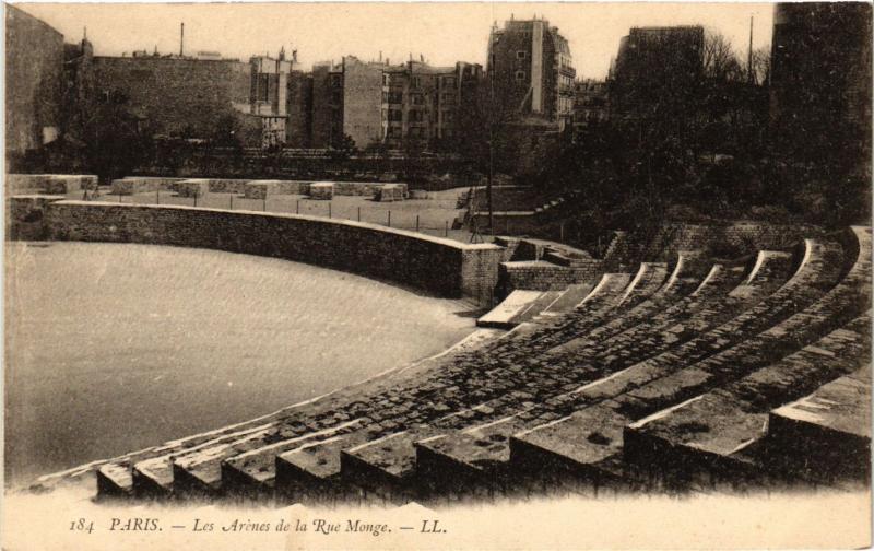 Carte postale ancienne Paris 5e-Les Arénes de la Rue Monge à Paris 5e