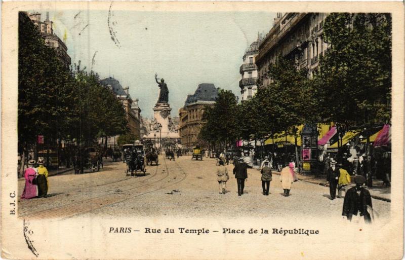 Carte postale ancienne Paris 3e Paris-Rue du Temple-Place de la République à Paris 3e