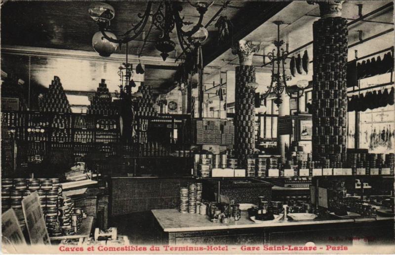 Carte postale ancienne Paris 9e - Caves et Comestibles du Terminus-Hotel à Paris 9e