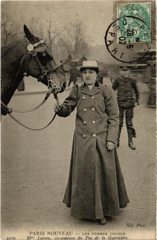 Carte postale ancienne Paris - Paris nouveau - Les Femmes Cocher à Paris