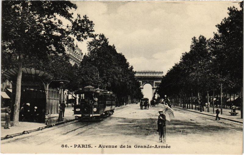 Carte postale ancienne Avenue de la Grande-Armée à Paris 16e