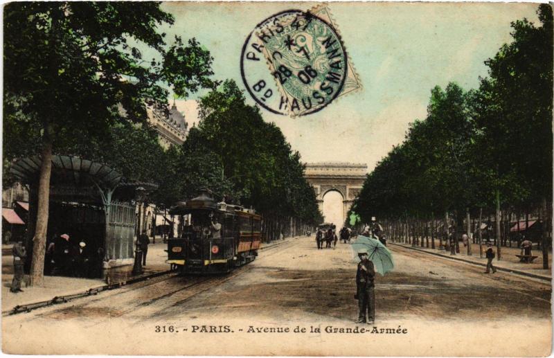 Carte postale ancienne Avenue de la Grande-Armée à Paris 16e