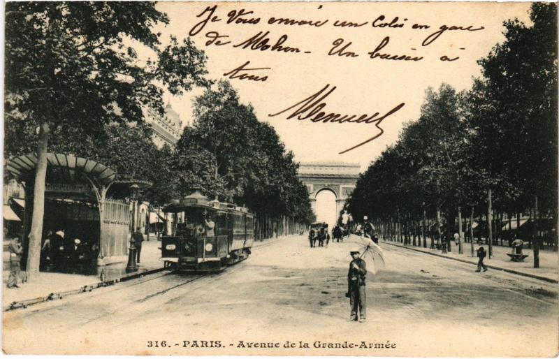 Carte postale ancienne Avenue de la Grande-Armée à Paris 17e