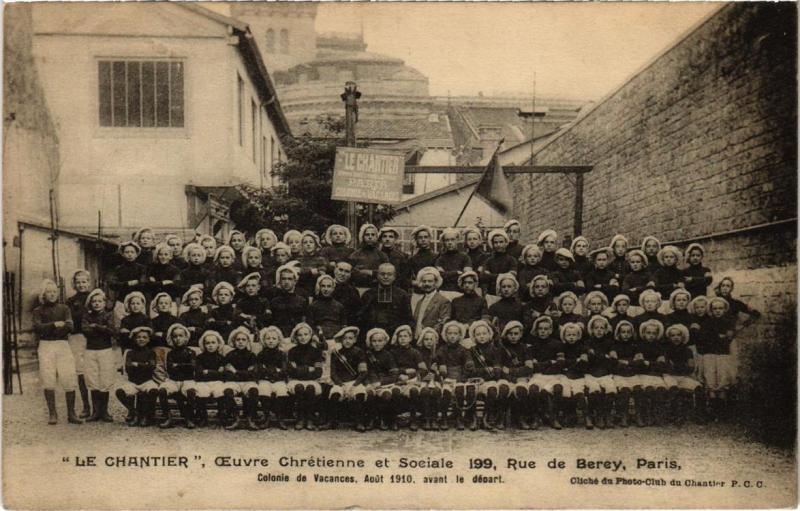 Carte postale ancienne Paris 12e (Dep.75) Le Chantier Euvre Chrétienne et Sociale à Paris 12e