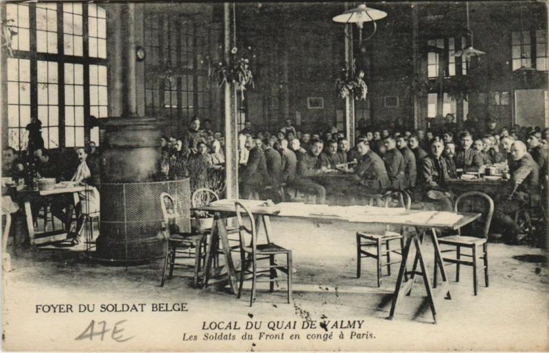 Carte postale ancienne Foyer du Soldat Belge Paris Quai de Valmy Les Soldats du Front