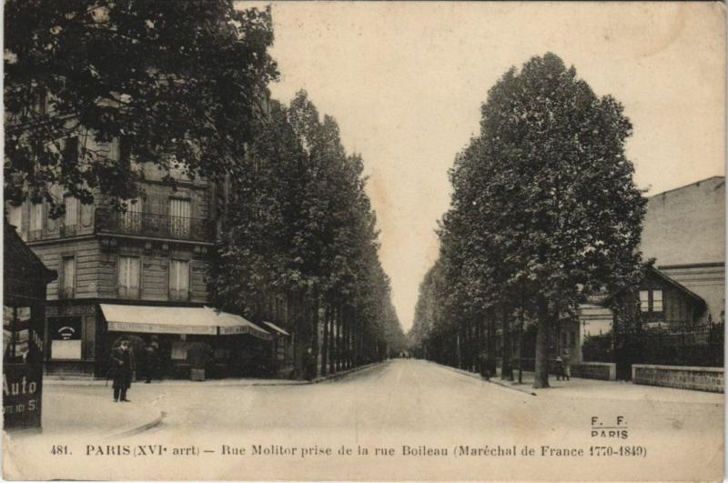 Carte postale ancienne Rue Molitor prise de la rue Boileau à Paris 16e
