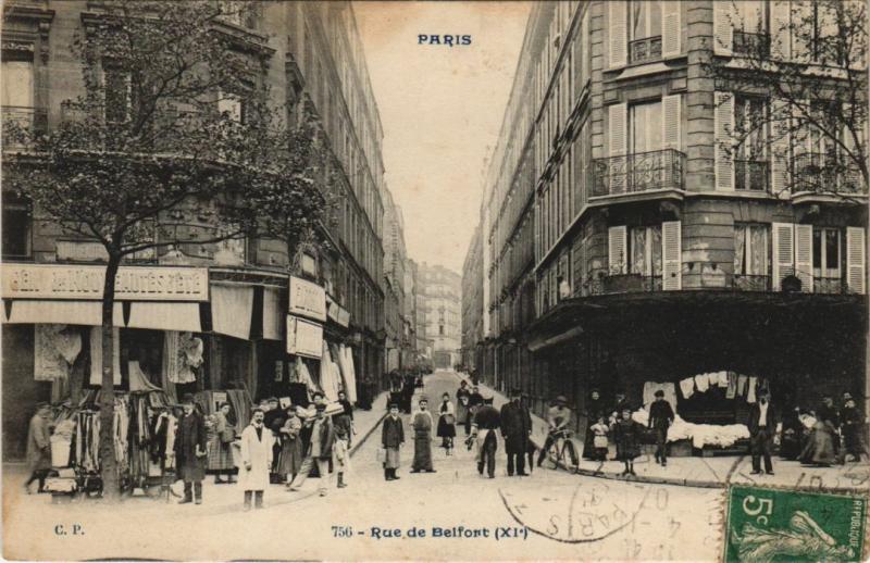 Carte postale ancienne Paris 11e Rue de Belfort à Paris 11e