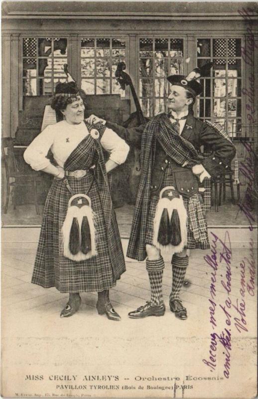 Carte postale ancienne Miss Cecily Anley's - Orchestre Ecossais - Pavillon Tyrolien - Bois de Boulogne à Paris 16e