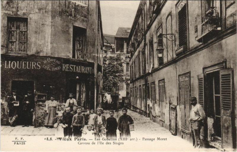 Carte postale ancienne Les Gobelins Paris 13e Passage Moret à Paris 13e