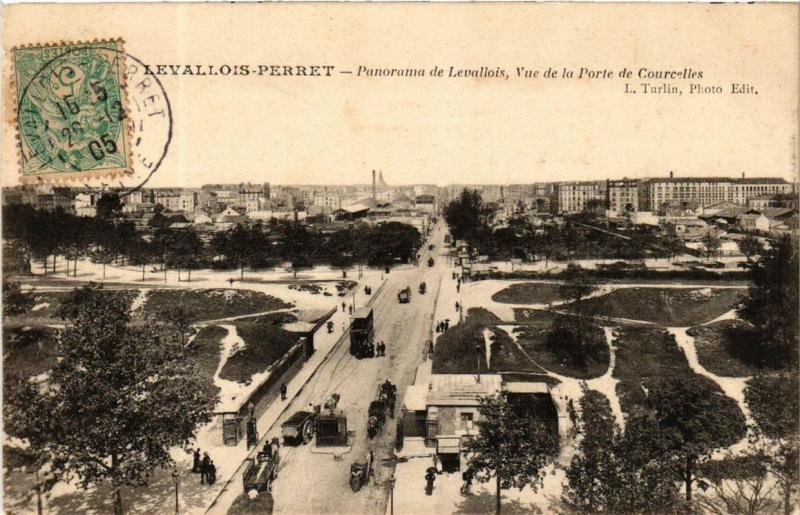 Carte postale ancienne Panorama de Levallois, Vue de la Porte de Courcelles à Paris 17e