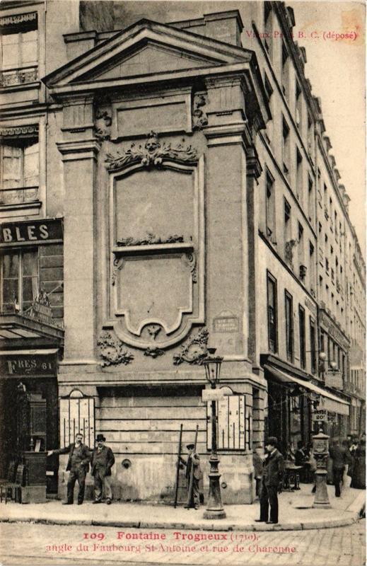 Carte postale ancienne Paris 12e Fontaine Trogneux à Paris 12e