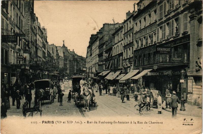 Carte postale ancienne Paris 12e Rue du Fb Saint-Antoine a la Rue de Charenton F.Fleury à Paris 12e