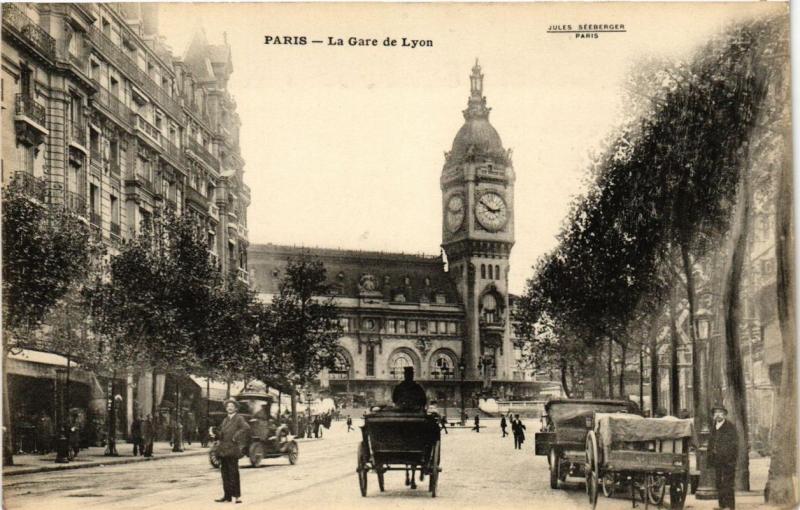 Carte postale ancienne La Gare de Lyon à Paris 12e