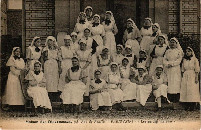 Carte postale ancienne Paris 12e Maison des Diaconesses 95, rue de Reuilly Gardes malades à Paris 12e