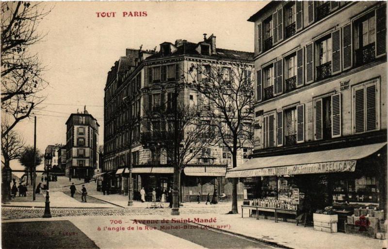 Carte postale ancienne Tout Paris 12e 706 Avenue de Saint-Mandé Rue Michel Bizot F Fleury à Paris 12e