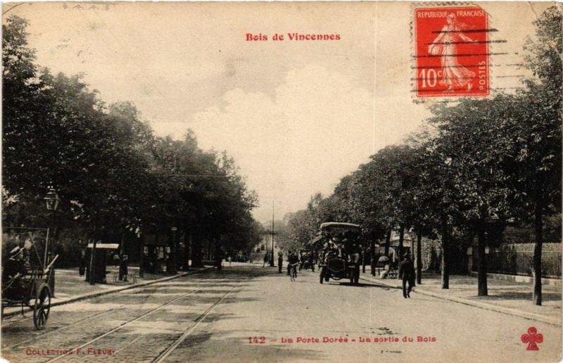Carte postale ancienne Paris 12e Bois de Vincennes 142 La Porte Dorée à Paris 12e